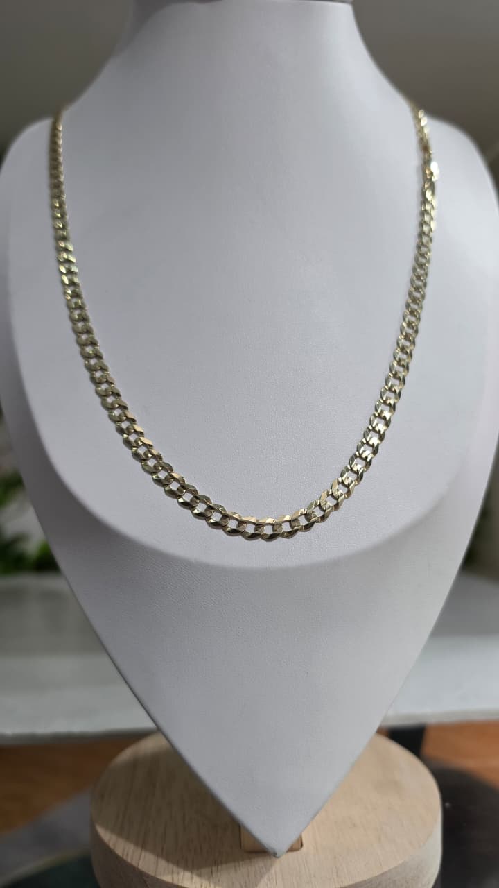 Cadena Cubana Lisa de 6 mm – Oro de 10K – 65 cm
